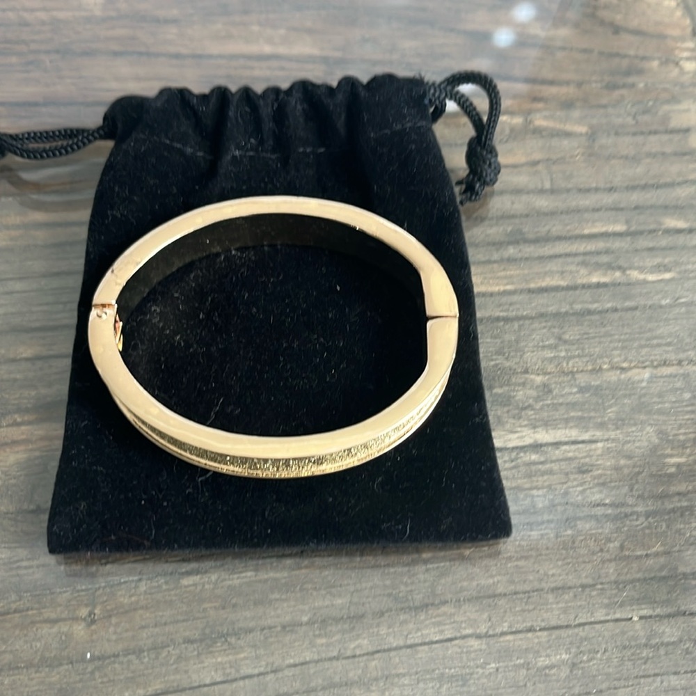 Troy Design, Gold Tone Bangle - Picture 2 of 3